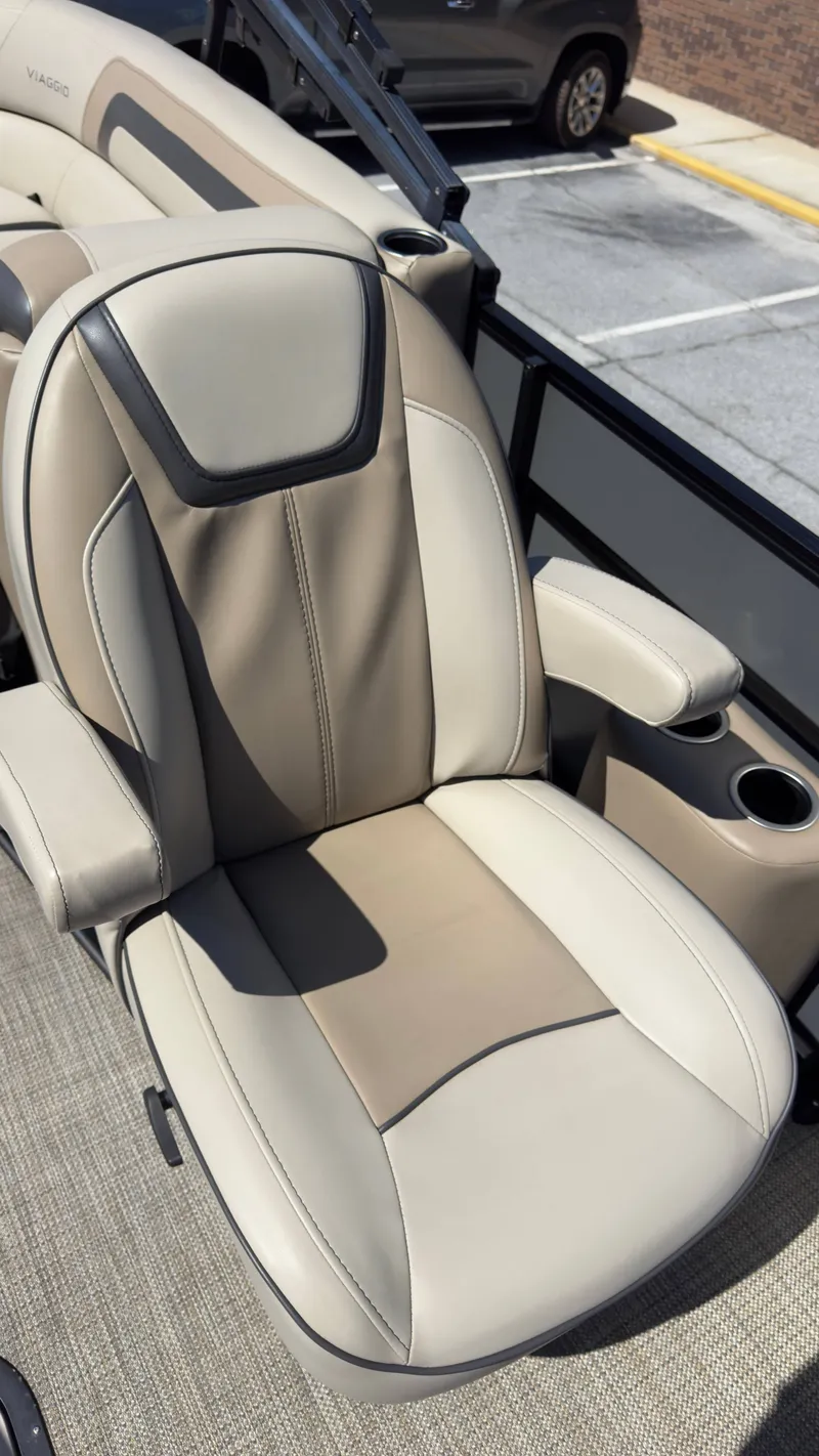 Slide: The Image of Viaggio Lago 22 U 2022 - 13