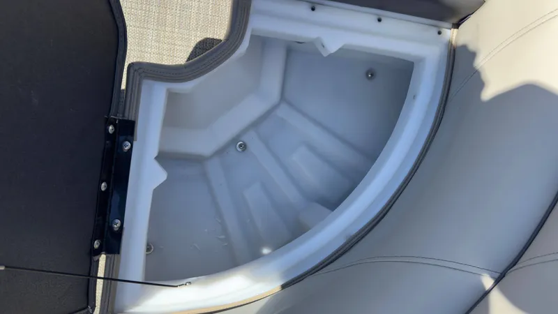 Slide: The Image of Viaggio Lago 22 U 2022 - 14