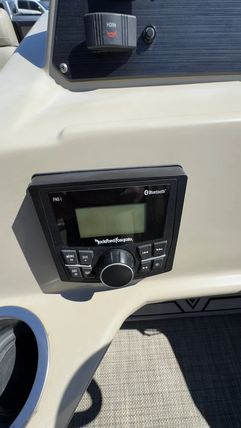 Slide: The Image of Viaggio Lago 22 U 2022 - 8