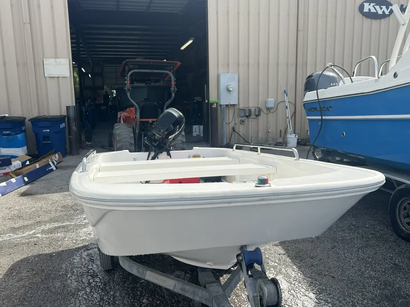 Slide: The Image of Boston Whaler TENDER 110 2007 - 5