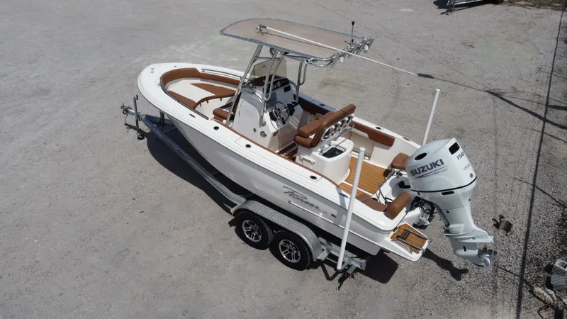 The Image of Pioneer 202 Sportfish 2024 - 1