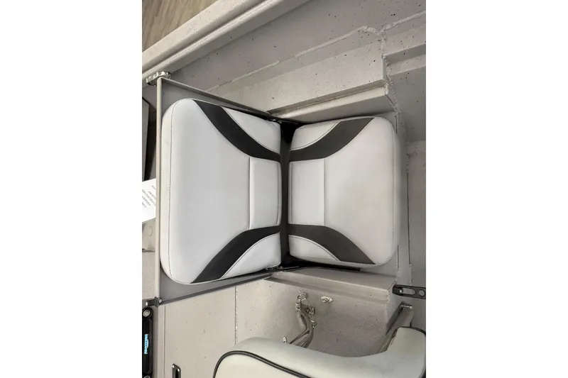 Slide: The Image of 2020 Alumacraft 20 Bay boat seat with white and black upholstery. - 41