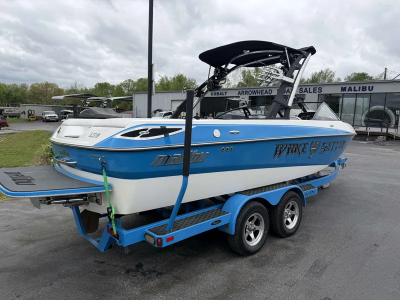 Slide: The Image of Malibu Wakesetter 23 LSV 2010 - 3