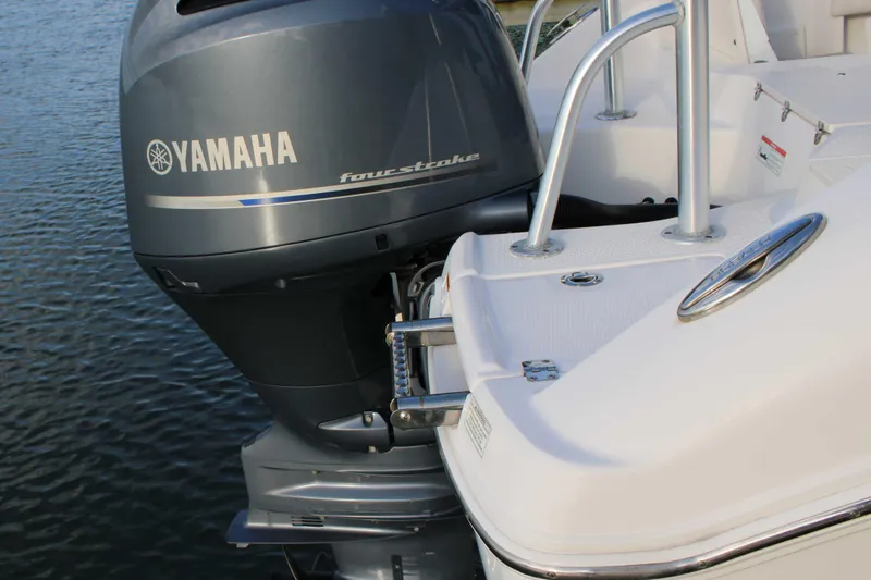 Slide: The Image of 2017 Robalo R200 Center Console with Yamaha four-stroke engine on water. - 35