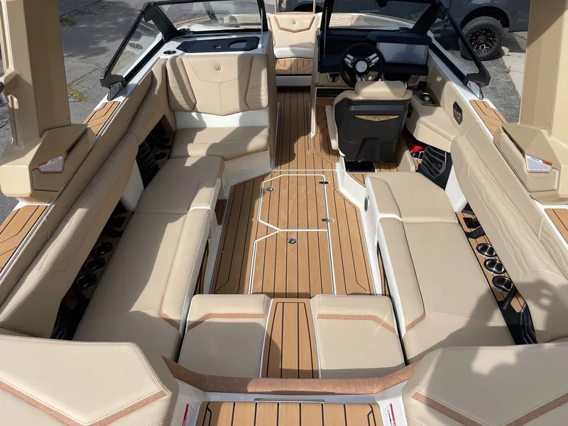 Slide: The Image of Nautique G23 2026 - 5