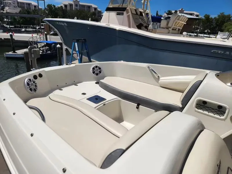 Slide: The Image of Stingray 182 SC 2024 - 15