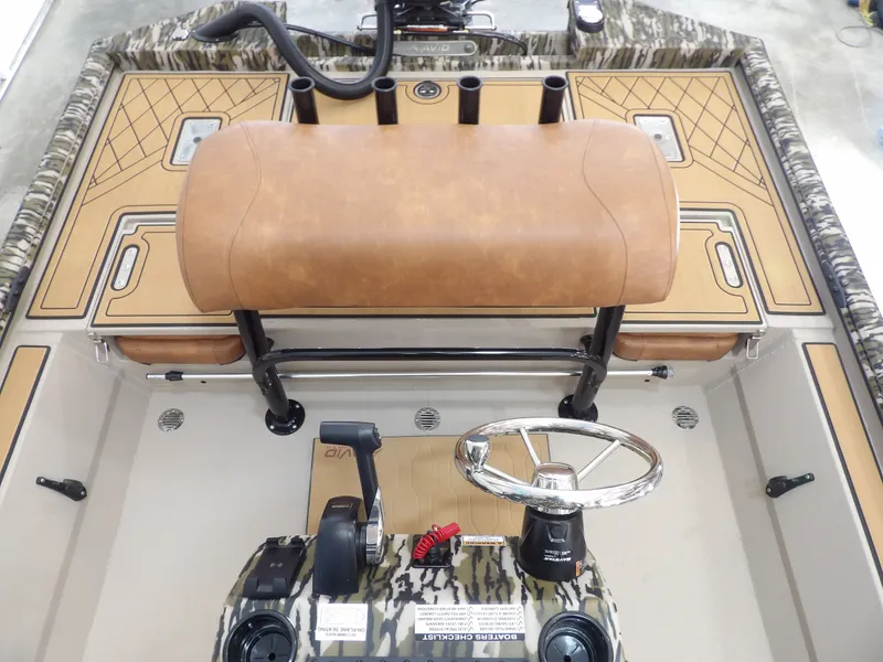 Slide: The Image of Avid 20CC Rogue 2026 - 7