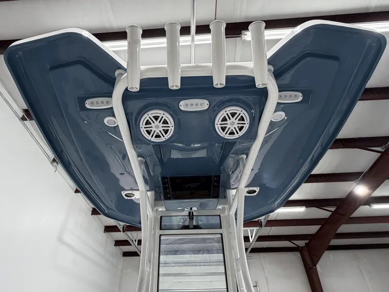 Slide: The Image of Tidewater 232 LXF 2026 - 18