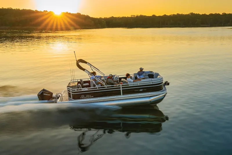Slide: The Image of Sun Tracker SportFish 22 XP3 2026 - 3