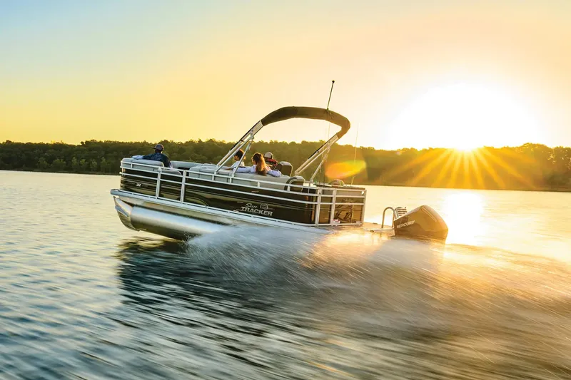Slide: The Image of Sun Tracker SportFish 22 XP3 2026 - 5
