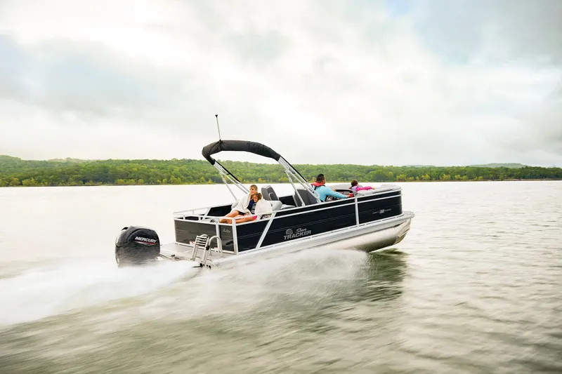 Slide: The Image of Sun Tracker Party Barge 22 RF DLX 2026 - 6