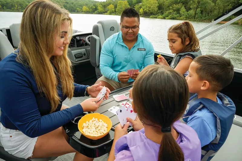 Slide: The Image of Sun Tracker Party Barge 22 RF DLX 2026 - 7