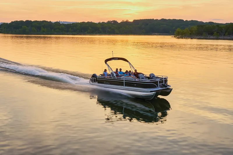 Slide: The Image of Sun Tracker Sportfish 24 XP3 2026 - 3