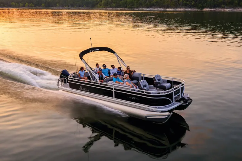 Slide: The Image of Sun Tracker Sportfish 24 XP3 2026 - 6