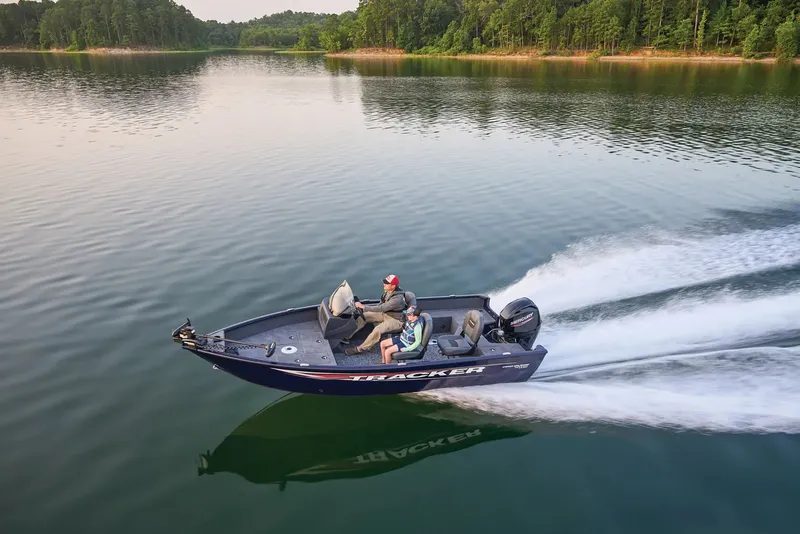 Slide: The Image of Tracker Pro Guide V-16 SC 2026 - 5