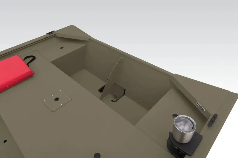 Slide: The Image of Tracker Grizzly® 1754 Utility 2026 - 9