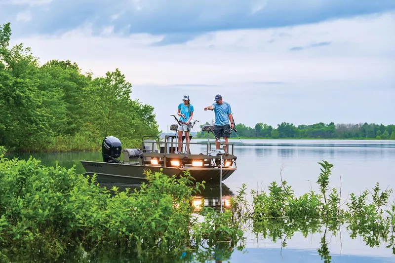 Slide: The Image of Tracker GRIZZLY® 2072 CC Sportsman 2026 - 12