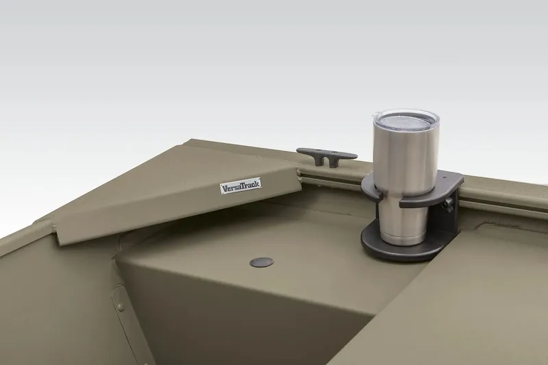 Slide: The Image of Tracker Grizzly 1648 Utility 2026 - 7