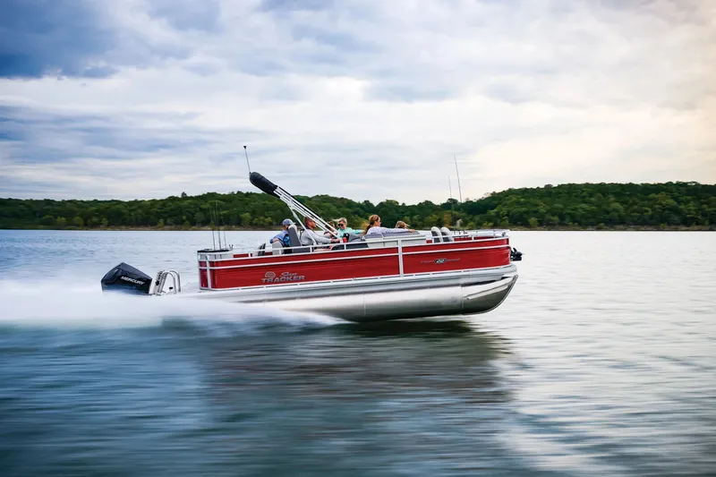 Slide: The Image of Sun Tracker Fishin' Barge 22 XP3 2026 - 4