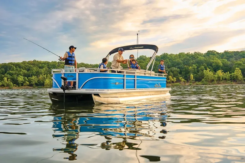 Slide: The Image of Sun Tracker Fishin' Barge 20 DLX 2026 - 5