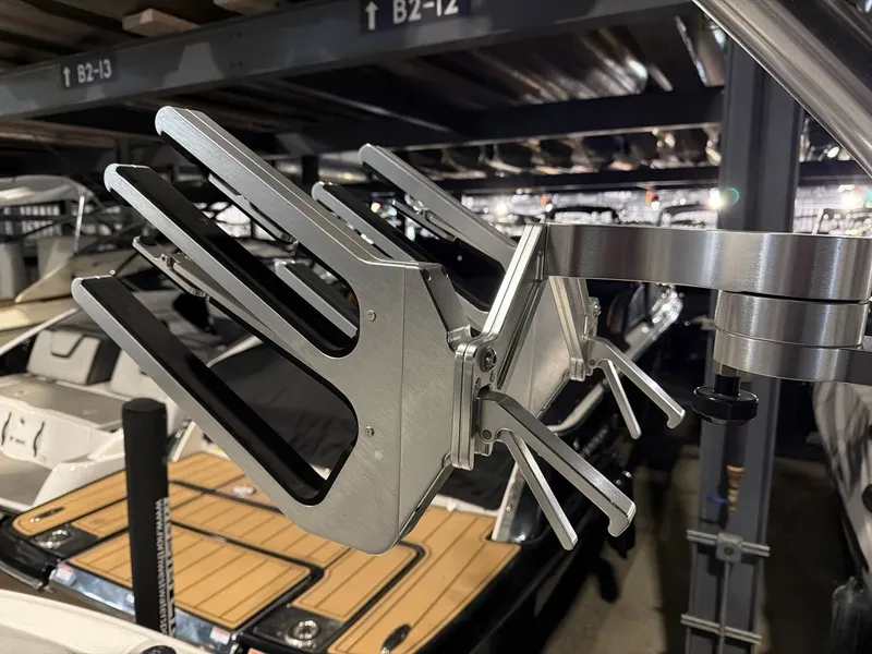 Slide: The Image of MasterCraft X23 2015 - 10