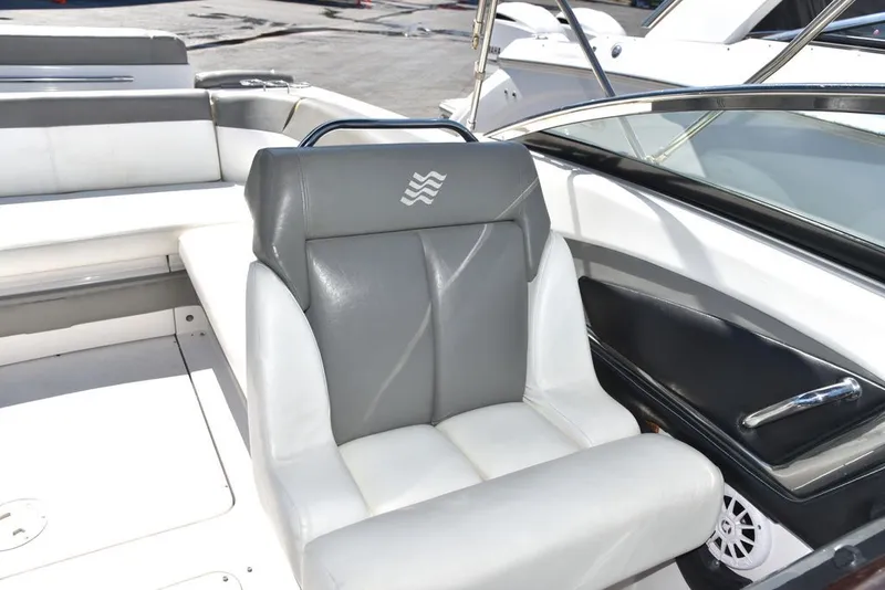 Slide: The Image of Four Winns 262 SL 2011 - 13