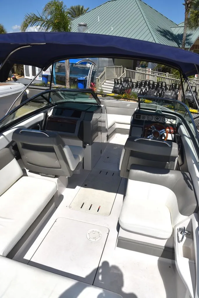 Slide: The Image of Four Winns 262 SL 2011 - 6