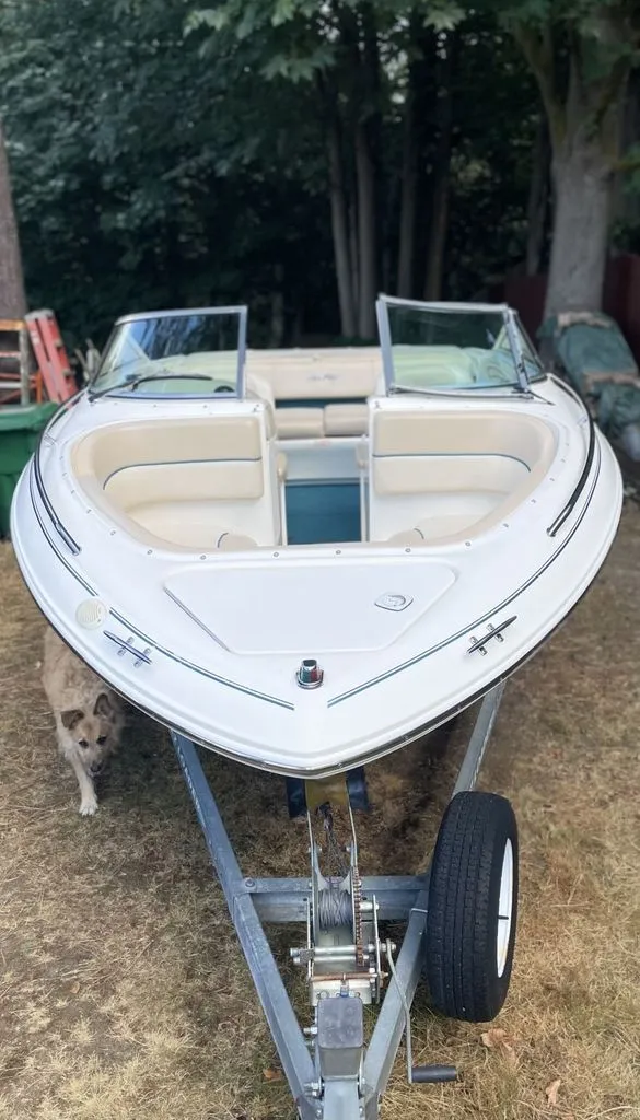 Slide: The Image of Sea Ray 210 Bow Rider 1998 - 19