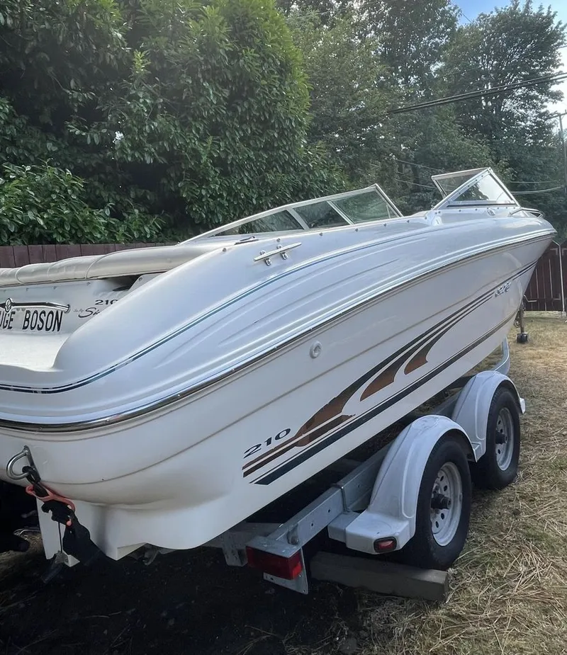 Slide: The Image of Sea Ray 210 Bow Rider 1998 - 21
