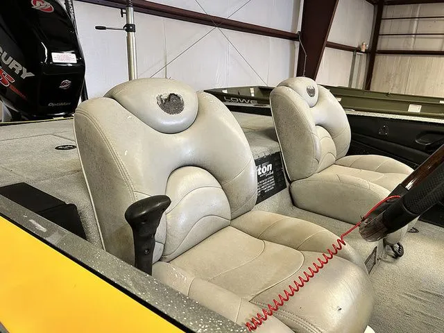 Slide: The Image of Triton 18TRX 2019 - 8