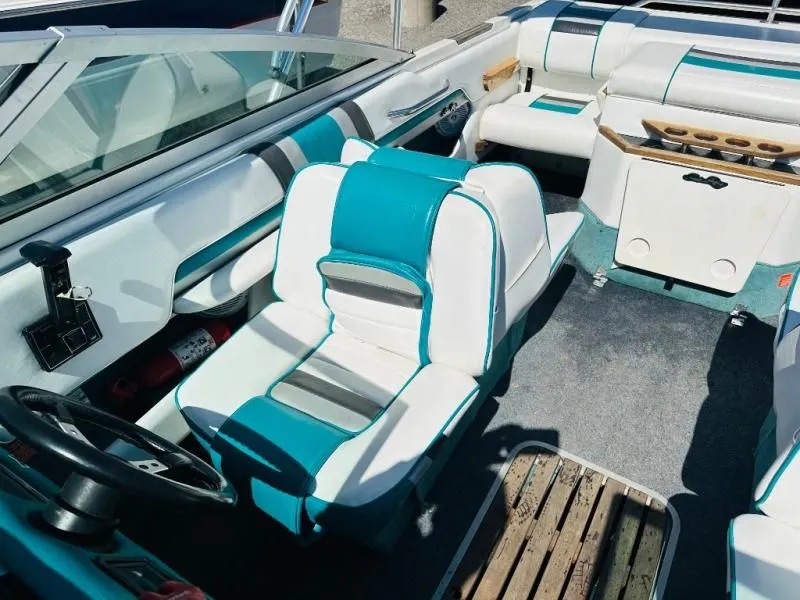 Slide: The Image of Sea Ray 180 1990 - 5