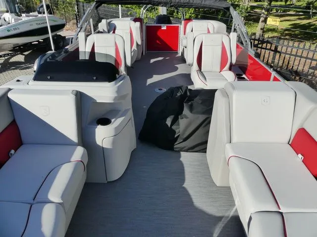 Slide: The Image of Godfrey Sweetwater 2286 QS 2026 - 15