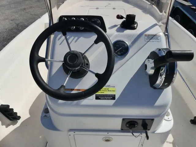 Slide: The Image of Cape Craft 160 2016 - 7