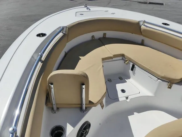 Slide: The Image of Sportsman Heritage 211 Center Console 2018 - 12