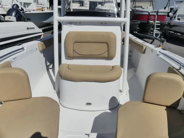 Slide: The Image of Sportsman Heritage 211 Center Console 2018 - 13