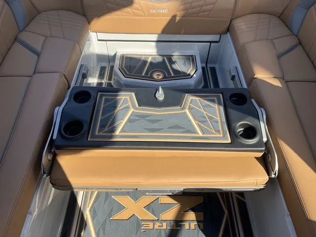 Slide: The Image of Tigé 25ZX 2025 - 16