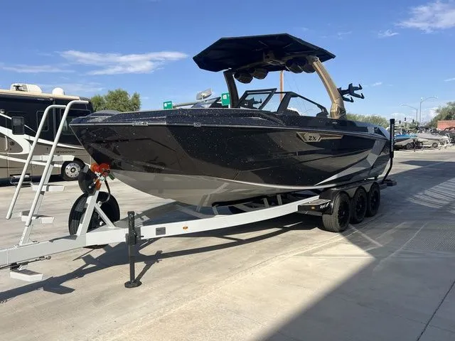 Slide: The Image of Tigé 25ZX 2025 - 4