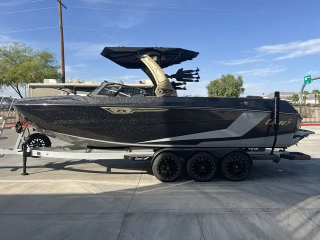 Slide: The Image of Tigé 25ZX 2025 - 5