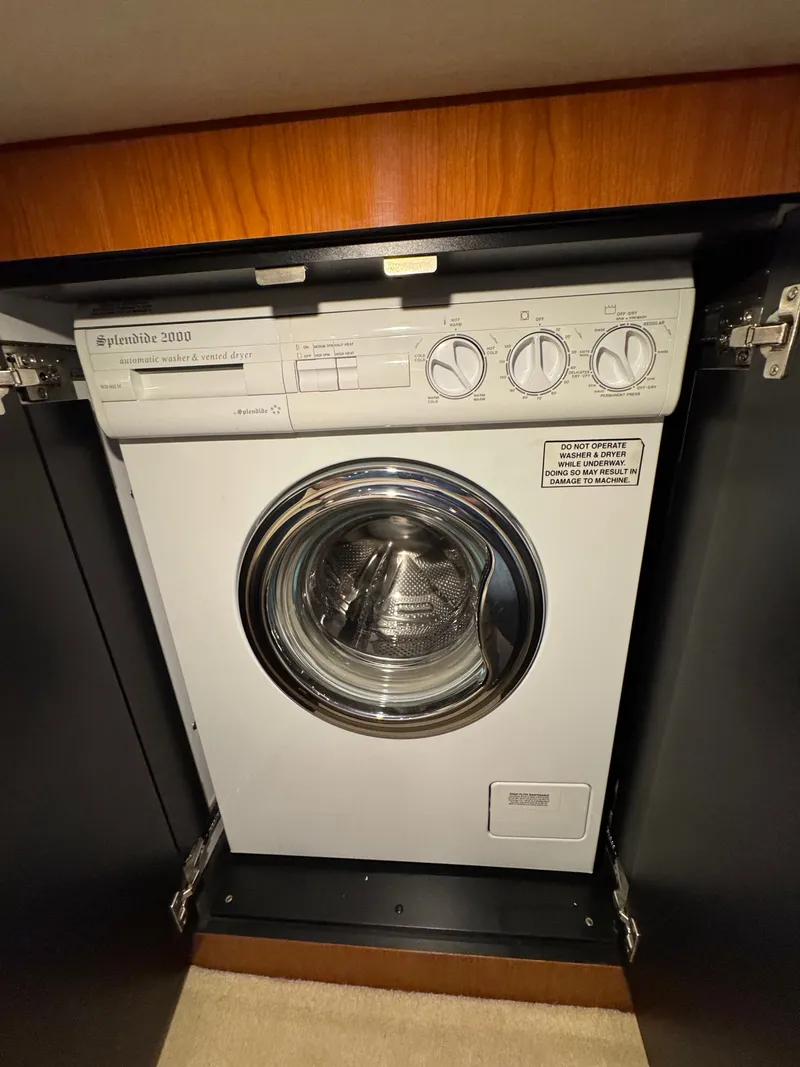 Slide: The Image of Sea Ray Sundancer 510 2001 - 74