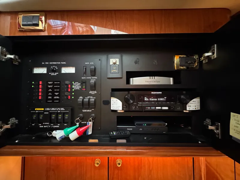 Slide: The Image of Sea Ray Sundancer 510 2001 - 88