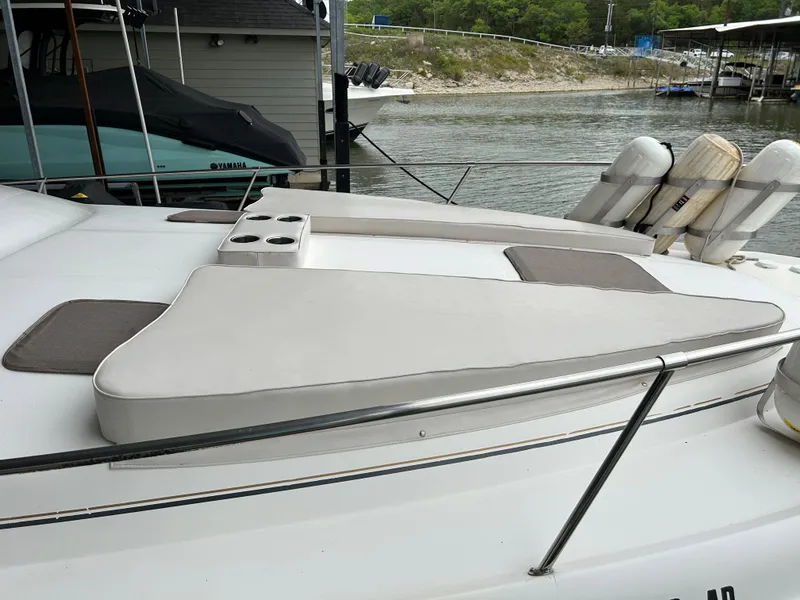 Slide: The Image of Sea Ray Sundancer 330 1997 - 6