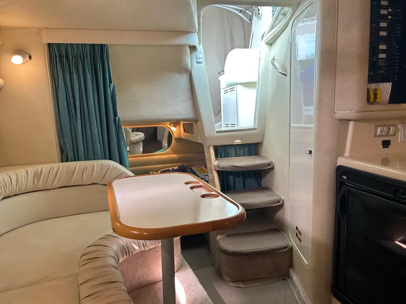 Slide: The Image of Sea Ray Sundancer 330 1997 - 7