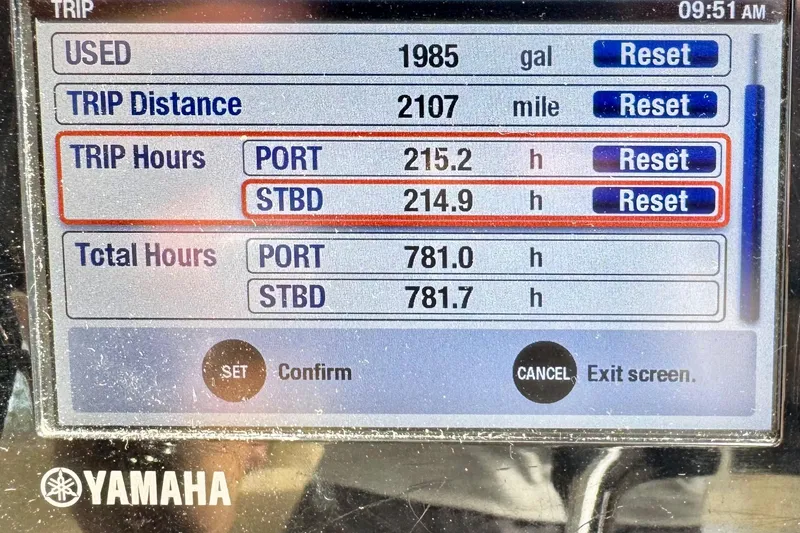 Slide: The Image of Pursuit OS 325 Offshore 2016 - 59