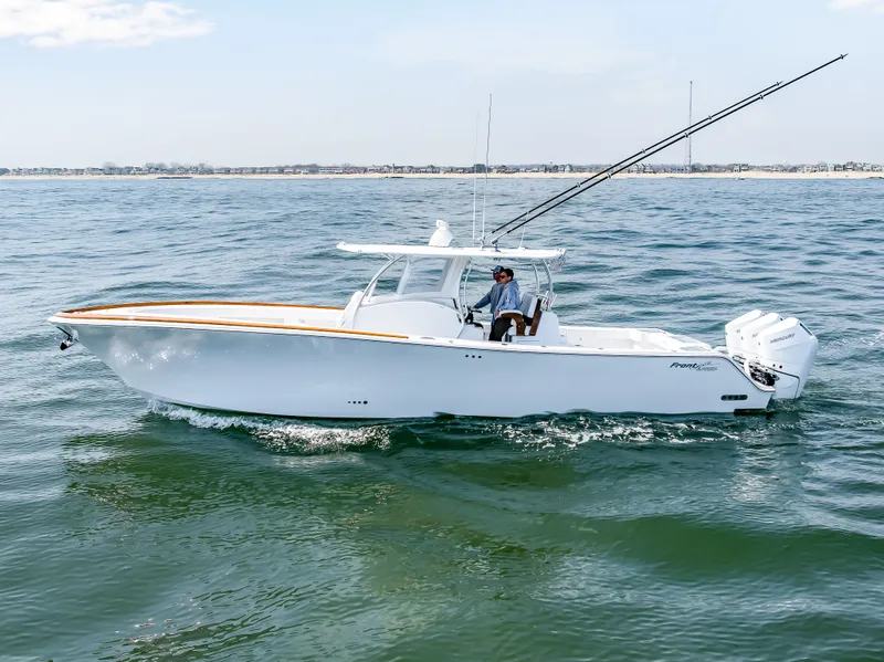 Slide: The Image of 2026 Front Runner 39 Center Console on the ocean. - 3