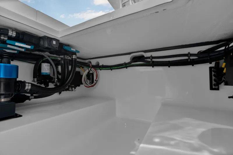 Slide: The Image of Front Runner 39 Center Console 2026 - 78