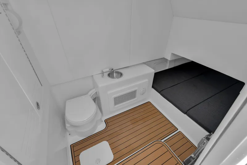 Slide: The Image of Front Runner 39 Center Console 2026 - 81