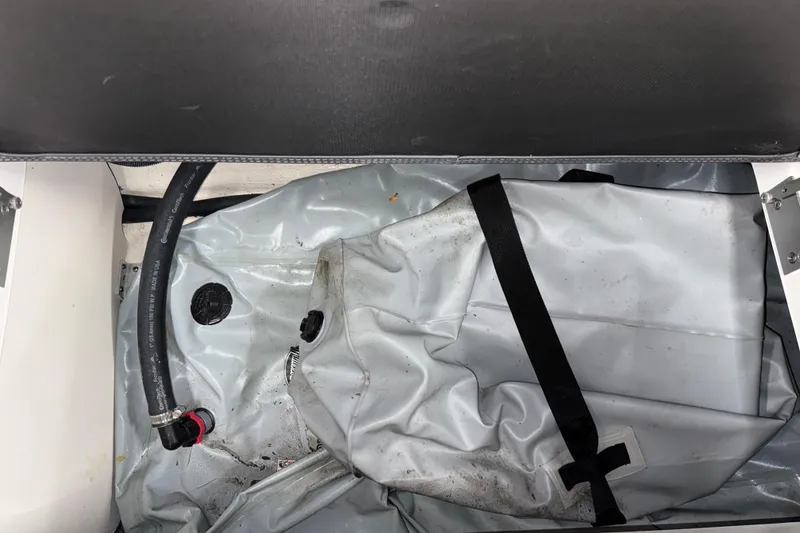 Slide: The Image of 2019 Chaparral Vortex 2430 VRX Wake Series ballast bag and hose system. - 23