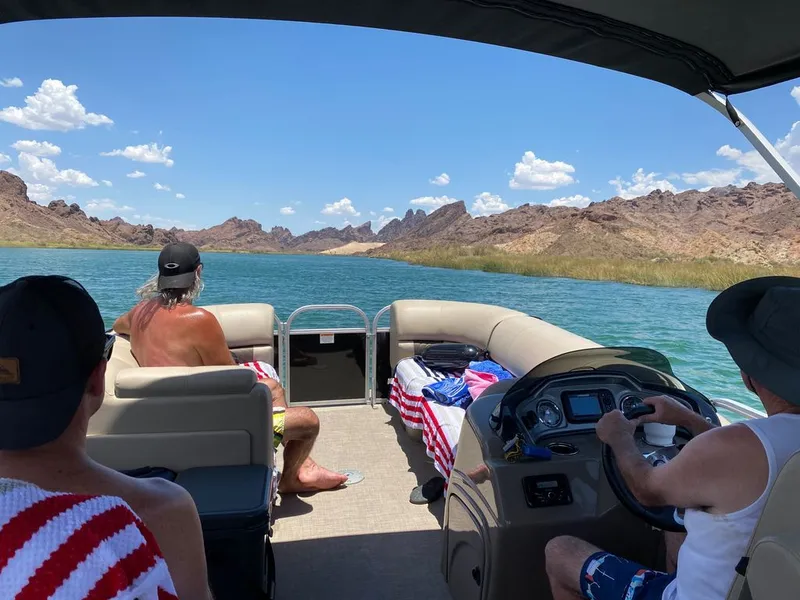 Slide: The Image of Sun Tracker Party Barge 2021 - 4