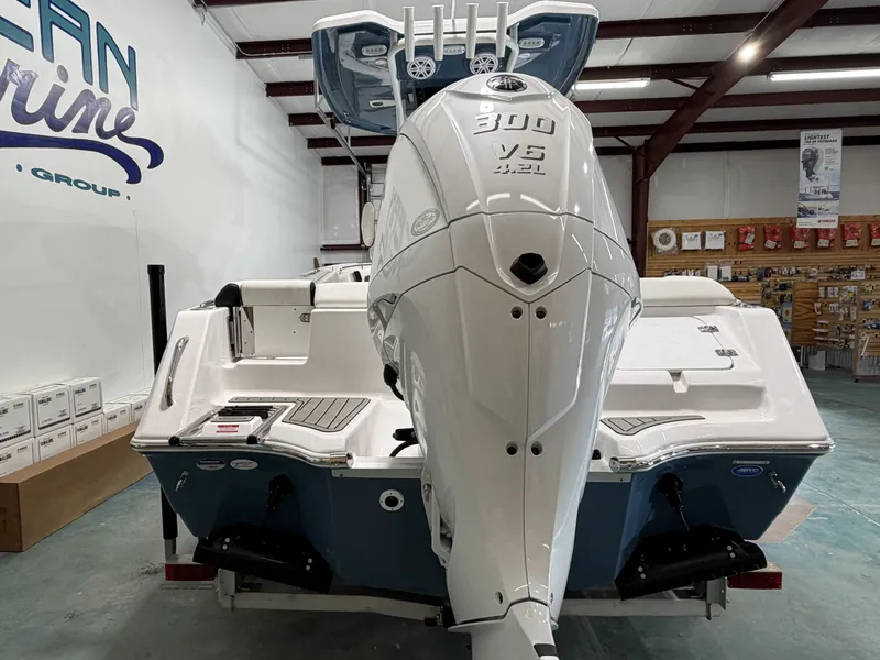 Slide: The Image of Tidewater 232 LXF 2026 - 3