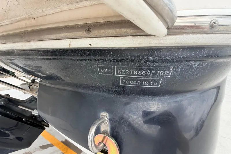 Slide: The Image of Hull identification number on a 2002 Sea Ray 290 Bowrider boat. - 39
